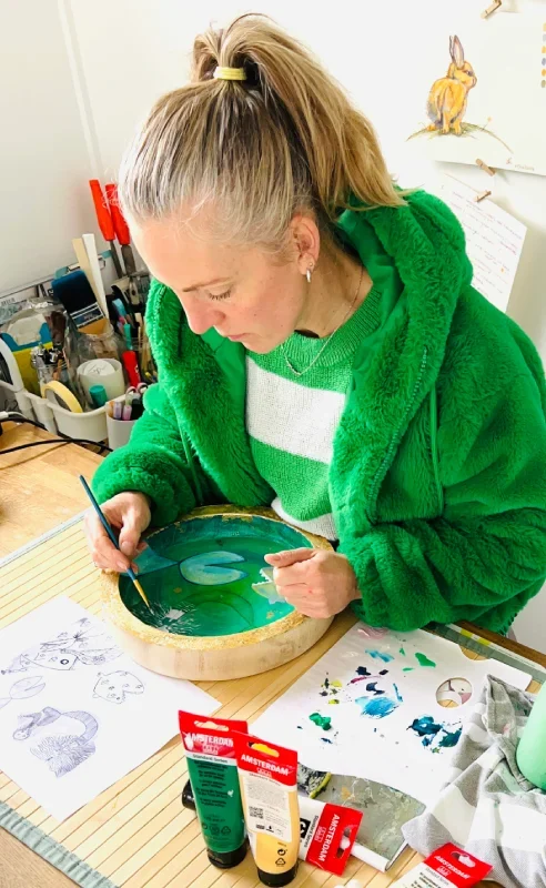 Vera Veldman relatiegeschenk aan het werk